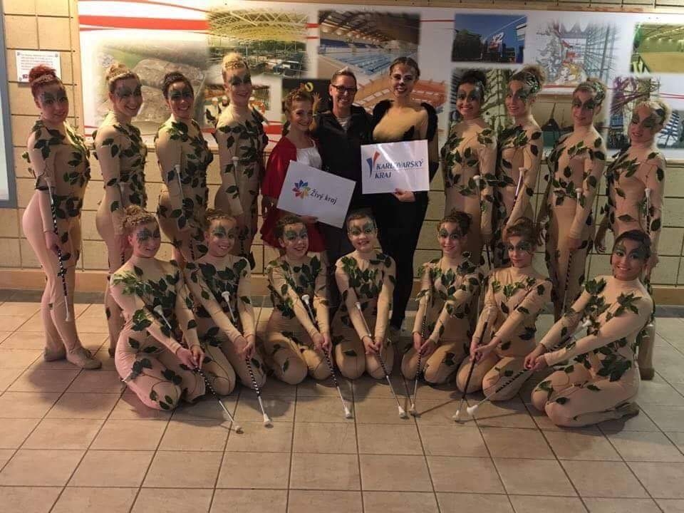 Anglie společná fotka 2016.JPG